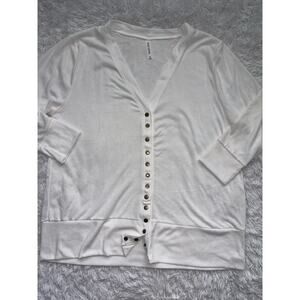 Zenana Outfitters Women’s 3X White Snap V Neck Cardigan Sweater. Exc. Condition
